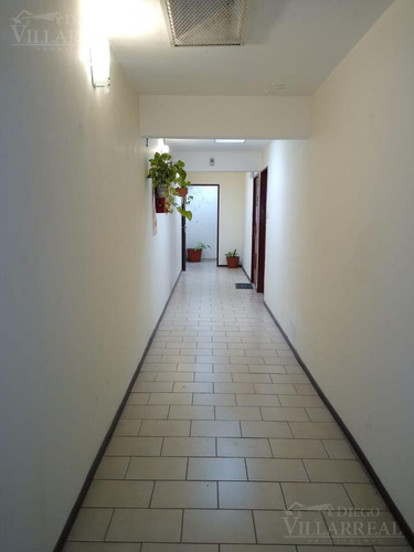 Imagen 4 de 16 de Oficina - Castelar Norte - Alquiler - Dpto - Apto Profesional - Castelar - Oficinas