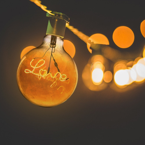 Foco Vintage Led Tecnolite Palabra Love 4 W Luz Suave Color de la luz Suave cálida