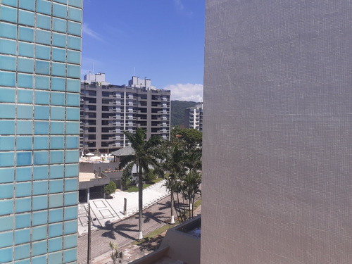 Imagem 17 de 19 de Ref.: Ap-072 - Apartamento Caiobá - 2 Quartos Apenas R$ 385 Mil