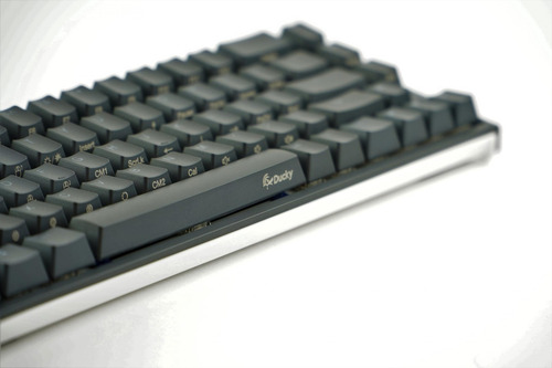 Teclado Mecânico Ducky One 2 Sf Rgb 65% Cherry Mx Silent Red