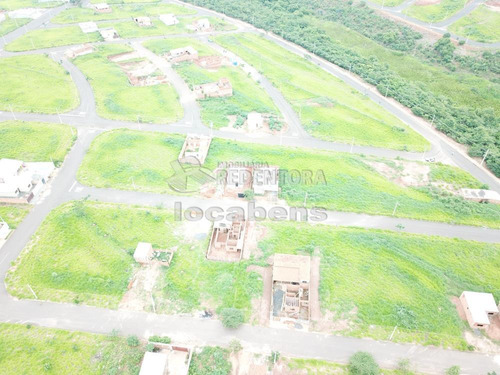 Imagem 3 de 5 de Terrenos - Ref: V10184