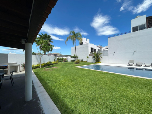 Terreno Plano En Venta. Fracc. Aiyana, Xochitepec, Morelos