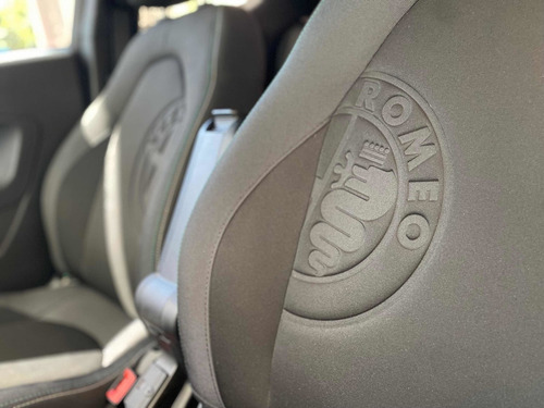 Imagen 7 de 10 de Alfa Romeo Mito Quadrifoglio Qv / Martelli Automotores