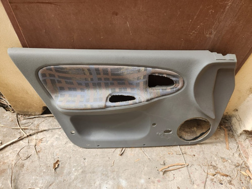 Tapizado Puerta Delantera Izquierda Renault Megane 2001 / 07 (Usado)