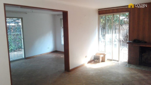 Propiedad Ubicada En Sector De Uso Mixto Con Uso Comercial