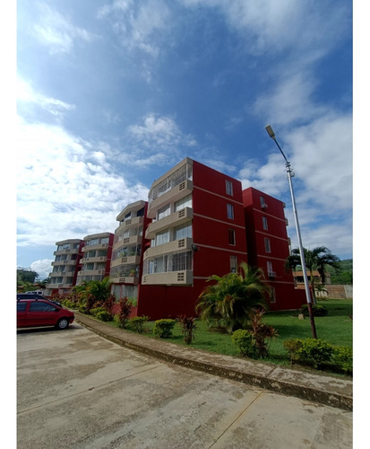 Se Alquila Apartamento 100m2 3h/2b/1p El Refugio Charallave 5168