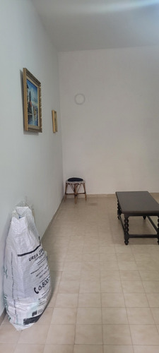 Alquilo Anexo De 2 Hab. En Campo Claro, Aprox 70 M2