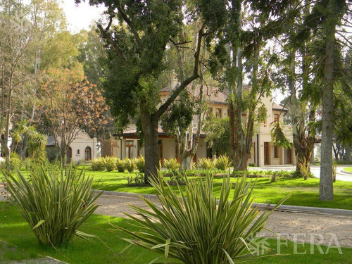 Venta Lote En Club De Campo La Victoria Area 60 En Coronel Brandsen