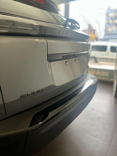 Peugeot 2008 1.0T Allure
