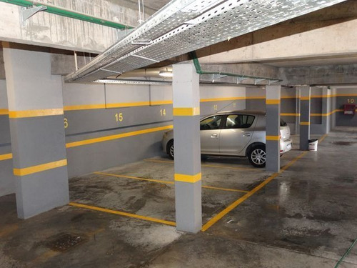 Imagen 9 de 12 de Apartamento Venta 1 Dormitorio Con Garaje Sobre Rivera!!!