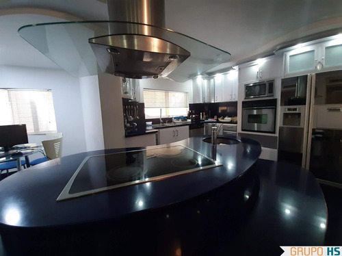 Imagen 8 de 16 de Townhouse En La Urb. Andres Bello, Maracay, Aragua