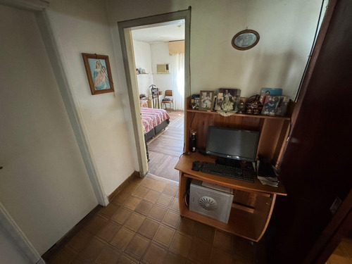Casa En Venta / 2 Dormitorios / Garin, Escobar Zona Norte
