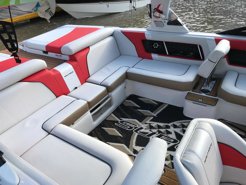 Super Air Nautique 230 Team Edition Wakeboard Wakesurf
