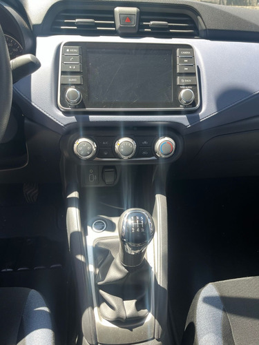 Nissan Versa 1.6 Advance Mt