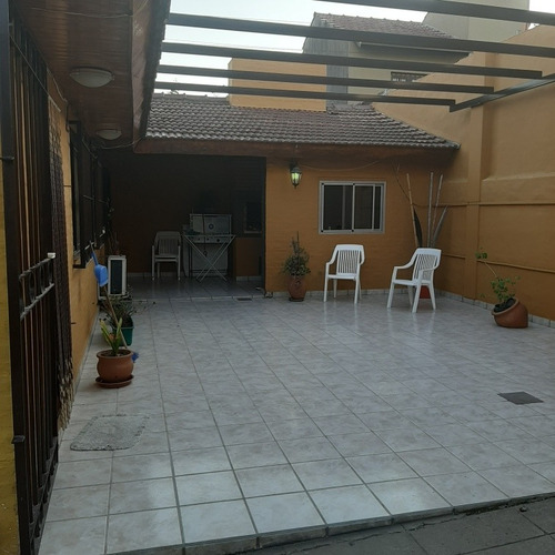 Imagen 14 de 14 de Casa 3 Dormitorios , Playronn Y Galpon .