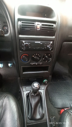 Imagem 11 de 13 de Chevrolet Astra 1999 2.0 Gls 3p