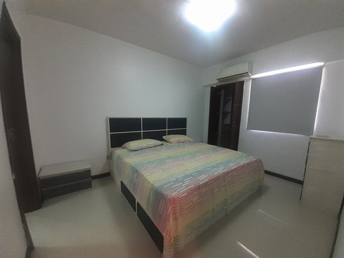 Imagen 17 de 22 de En Venta Bello Apartamento En Resd Chelsea Court El Parral