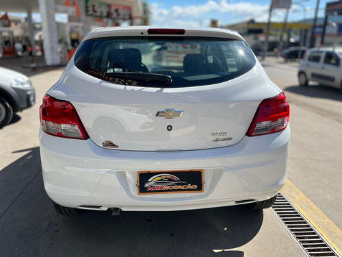 Chevrolet Onix 1.0 Joy 5p