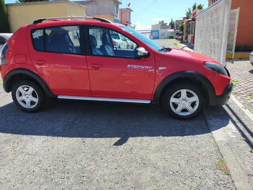 Imagen 2 de 9 de Renault Stepway Dynamique 2015 94,000 Km Rojo 5 Puertas