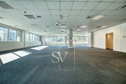 Planta Libre, Amplia Y Cómoda Oficina En Venta En Huechuraba