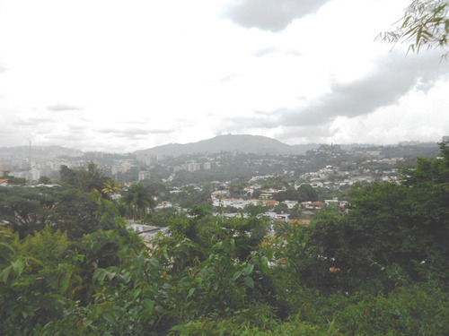 Imagen 26 de 29 de En Venta Hermosa Casa Prado Del Este Con Increíble Vista, Calle Privada, Seguridad.