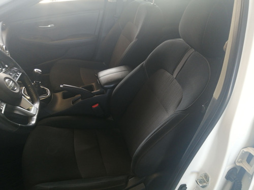 Nissan Sentra 2.0 Advance Mt