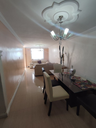 Imagen 25 de 25 de Amplió Town House En Llano Alto