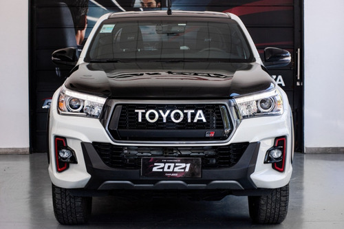 Toyota Hilux Gazoo Racing 4x4 V6 4.0 Aut - Car Cash