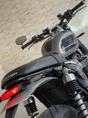 Triumph Speed Twin 1200