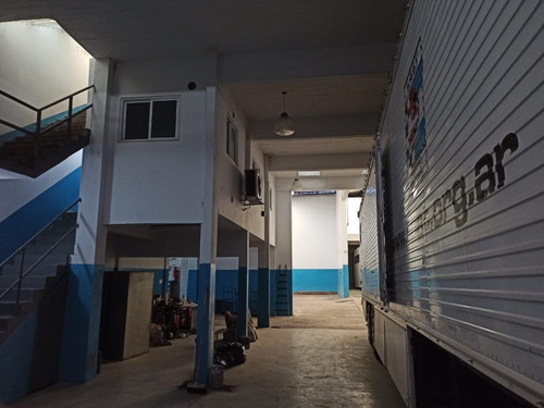 Imagen 2 de 14 de Galpon En Venta En Ciudadela
