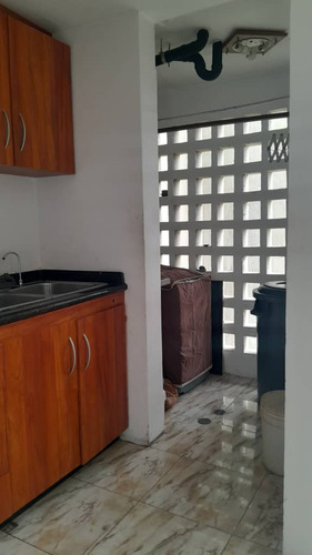 Apartamento En Alquiler Av Baralt Caracas Conjunto Privado M6z