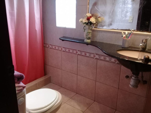 ¡preciosa Casa, 3 Dormitorios, Gran Terraza Con Parrillero, Jardín, Garaje, Para Entrar!