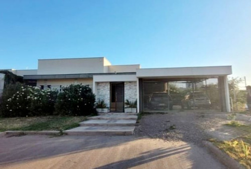 Greenwood Vende Espectacular Casa En Lujan De Cuyo