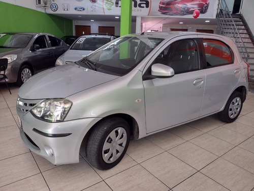Imagem 1 de 10 de Etios Xs 1.5 Flex 16v 5p Mec.