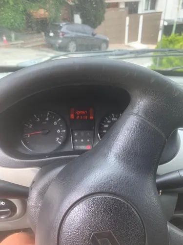 Renault Kangoo 1.6 Aa Mt