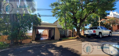 Imagen 9 de 13 de Se Vende Importante Casa Frente A Costanera - Posadas