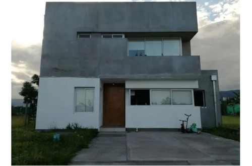 Casa En Venta En Las Quintas 2