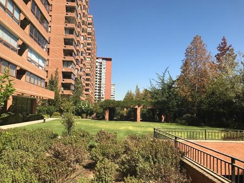 Imagen 30 de 30 de Lujoso Departamento Amoblado Las Condes