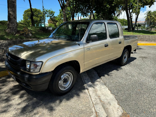 Toyota Hilux 2003, Impecable