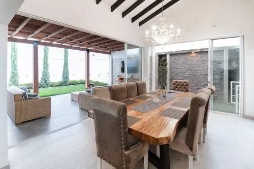 Casa En Venta En La Flora. Cod V6527