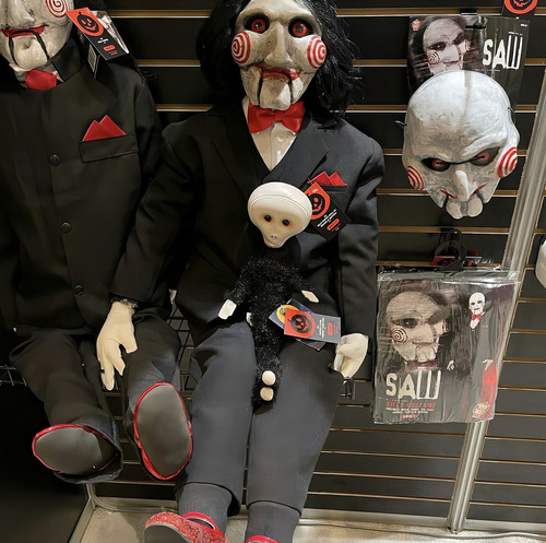 Boneco Saw Billy The Puppet Prop Réplica Da Trick Or Treat Studios Réplica