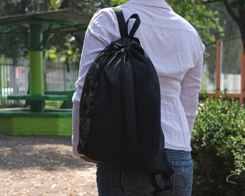 Imagen 4 de 4 de Morral Con Diseño Lateral De Red.