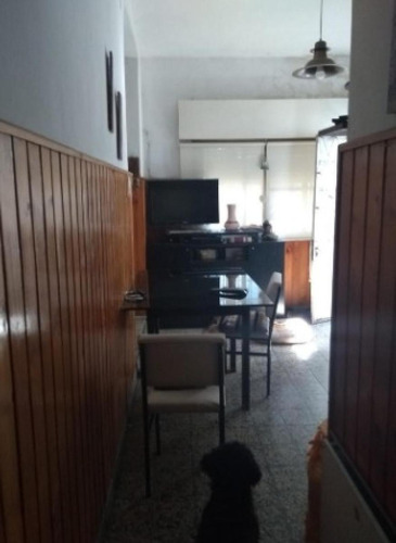 Ph En Venta - 4 Dormitorios 2 Baños - Villa Lynch