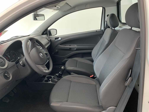 Volkswagen Saveiro Robust 2021
