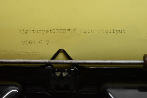 Antigua Maquina Escribir Portatil Mercedes Selecta K50 1937 (Usado)