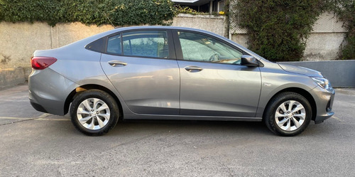 Imagen 9 de 25 de Chevrolet Onix
