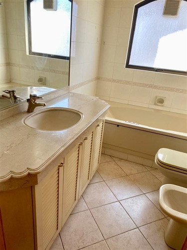 Imagen 14 de 23 de Departamento En Venta De 4 Dorm. En Viña Del Mar