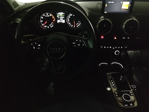 Audi A3 1.4 Sedán Select At Dsg