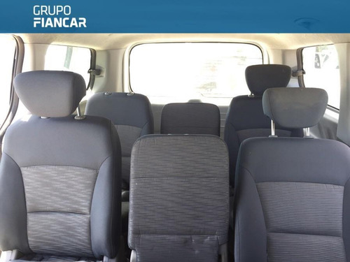 Hyundai H-1 Minibus 9 Pasajeros 2013