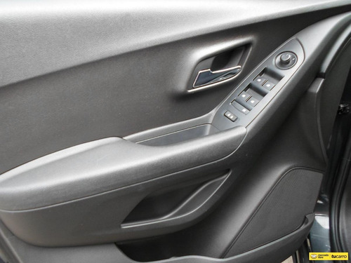 Imagen 14 de 20 de Chevrolet Tracker Lt Automática